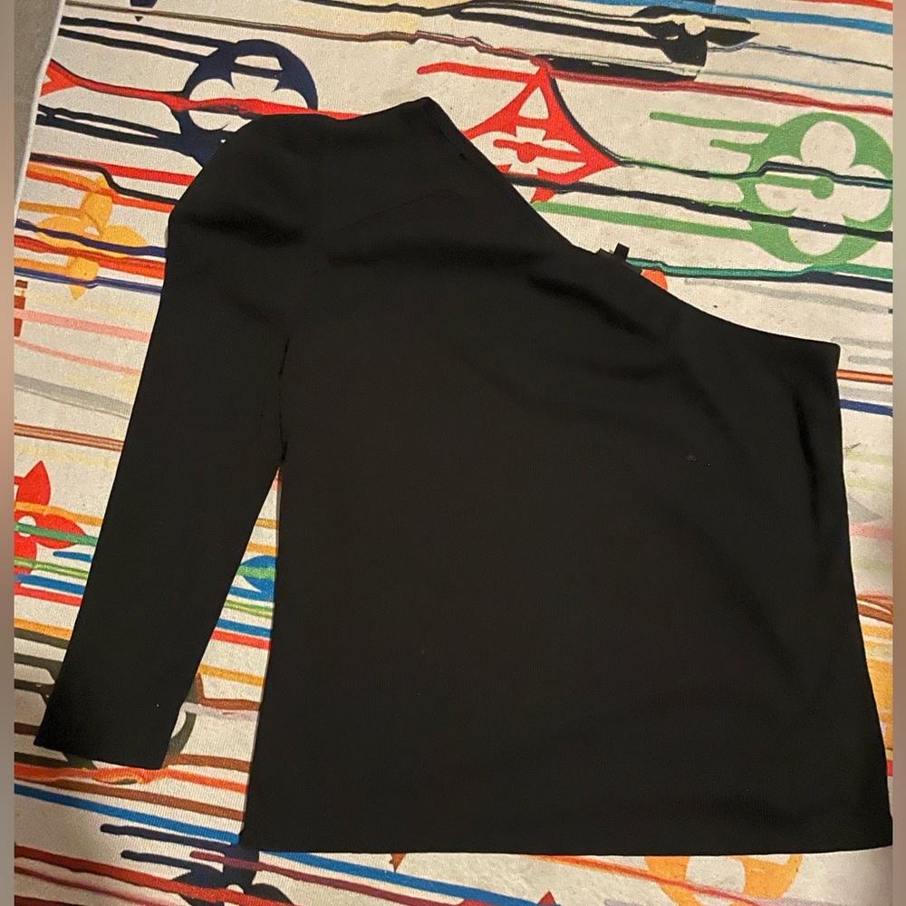 Who What Wear Women's One Shoulder Puff Long Sleeve T-Shirt Black